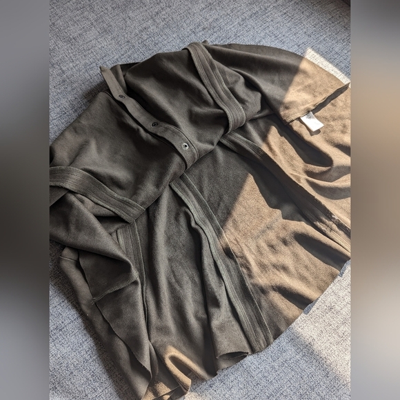 Design Lab Lord and Taylor Olive Green Skirt - Picture 7 of 7